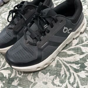 On Running women Black and Gray Sneakers